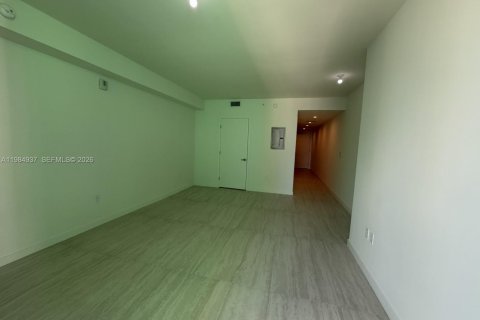 Снять в аренду кондоминиум в Майами, Флорида № 2047532 - фото 8