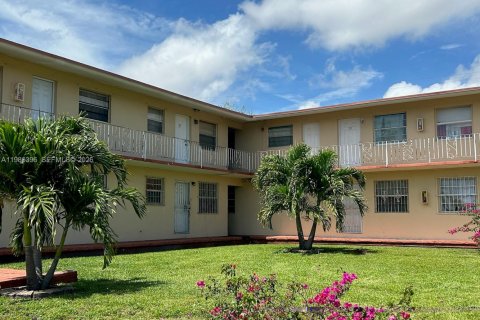 Appartement à Miami, Floride 2 chambres, 60.39 m2 № 2048090