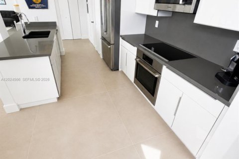 Copropriété à vendre à Miami Beach, Floride: 3 chambres, 183.95 m2 № 2155006 - photo 4