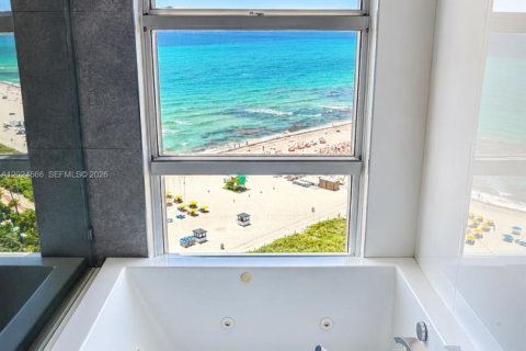 Copropriété à vendre à Miami Beach, Floride: 3 chambres, 183.95 m2 № 2155006 - photo 10