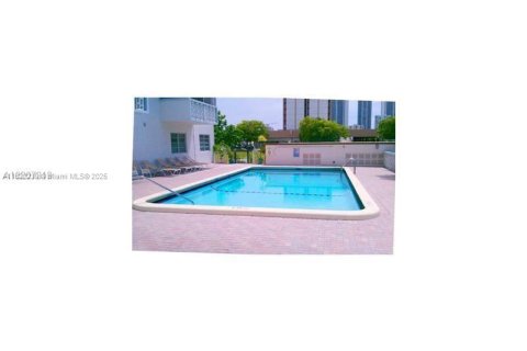 Copropriété à louer à Hallandale Beach, Floride: 1 chambre, 62.24 m2 № 1936328 - photo 14