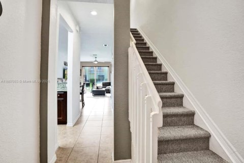 Casa en venta en Miramar, Florida, 2 dormitorios, 104.05 m2 № 1941472 - foto 4