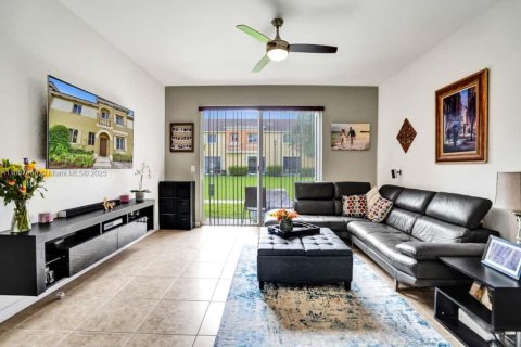Casa en venta en Miramar, Florida, 2 dormitorios, 104.05 m2 № 1941472 - foto 7