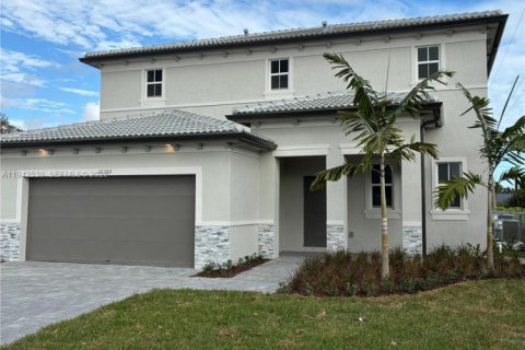 House in Miami, Florida 3 bedrooms № 2001714