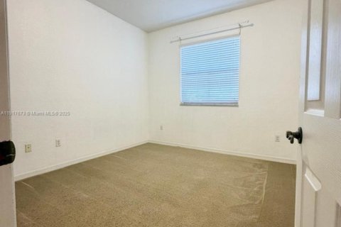 Townhouse in Miami, Florida 4 bedrooms, 153.66 sq.m. № 1972506 - photo 24