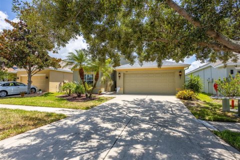 House in Ruskin, Florida 3 bedrooms, 142.14 sq.m. № 2225595