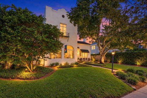 Villa ou maison à vendre à Saint Petersburg, Floride: 3 chambres, 259.48 m2 № 2398974 - photo 2