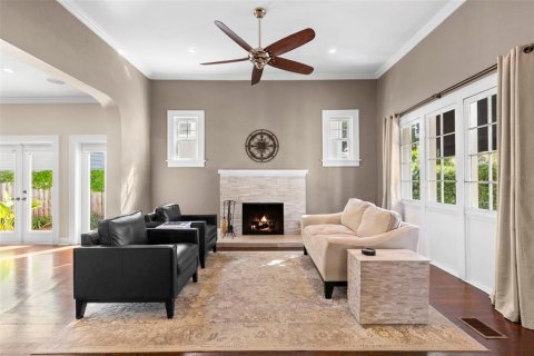 Villa ou maison à vendre à Saint Petersburg, Floride: 3 chambres, 259.48 m2 № 2398974 - photo 8
