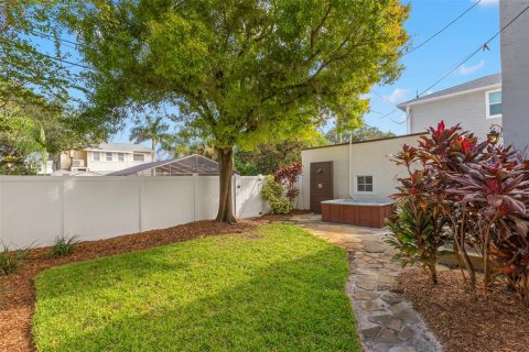 Villa ou maison à vendre à Saint Petersburg, Floride: 3 chambres, 259.48 m2 № 2398974 - photo 26