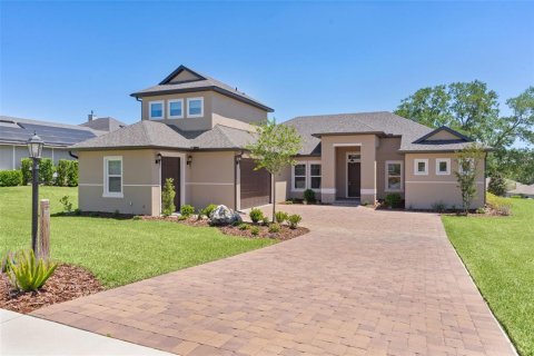 Casa en Lady Lake, Florida 4 dormitorios, 256.5 m2 № 2229870