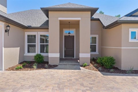 Villa ou maison à vendre à Lady Lake, Floride: 4 chambres, 256.5 m2 № 2229870 - photo 3