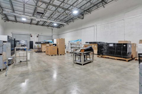 Commercial property in Port St. Lucie, Florida № 2081731 - photo 29