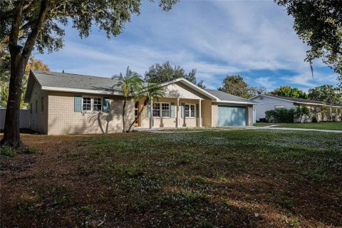 House in Lakeland, Florida 3 bedrooms, 160.91 sq.m. № 2101467 - photo 2
