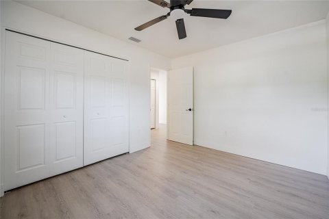 House in Lakeland, Florida 3 bedrooms, 160.91 sq.m. № 2101467 - photo 18