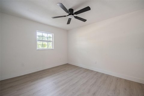 House in Lakeland, Florida 3 bedrooms, 160.91 sq.m. № 2101467 - photo 19