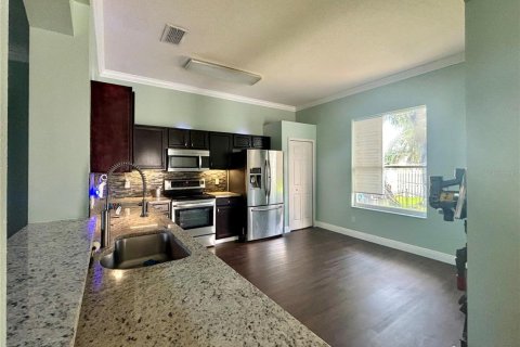 Casa en alquiler en Orlando, Florida, 3 dormitorios, 227.8 m2 № 1857892 - foto 4