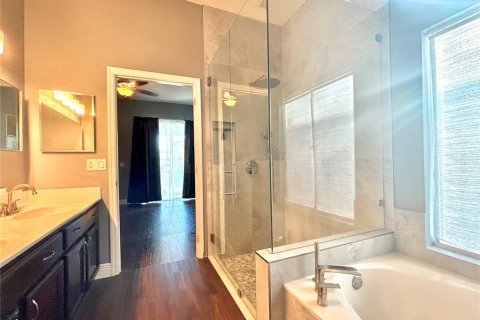 Casa en alquiler en Orlando, Florida, 3 dormitorios, 227.8 m2 № 1857892 - foto 11