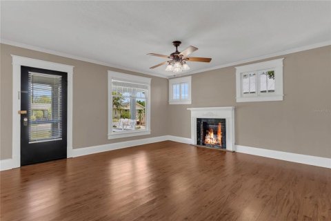 House in Lakeland, Florida 3 bedrooms, 120.96 sq.m. № 1754507 - photo 4