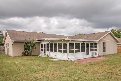 Villa ou maison à louer à Bradenton, Floride: 3 chambres, 208.84 m2 № 1894138 - photo 17