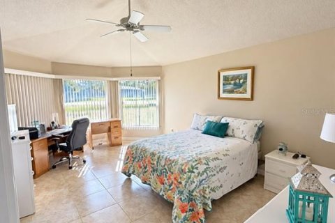 House in Venice, Florida 3 bedrooms, 176.7 sq.m. № 2413965 - photo 5