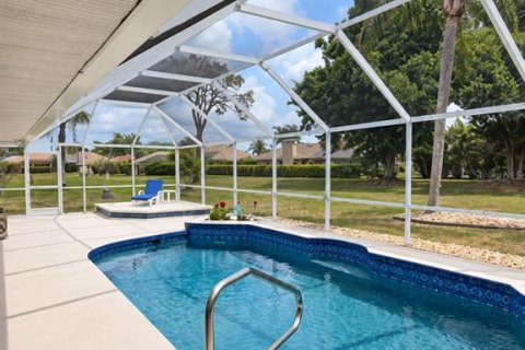 House in Venice, Florida 3 bedrooms, 176.7 sq.m. № 2413965 - photo 14