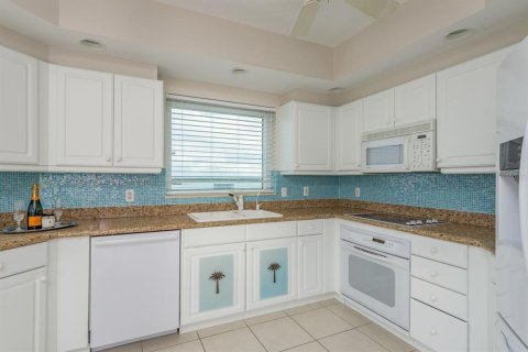 Copropriété à vendre à Clearwater, Floride: 3 chambres, 181.35 m2 № 1905929 - photo 13