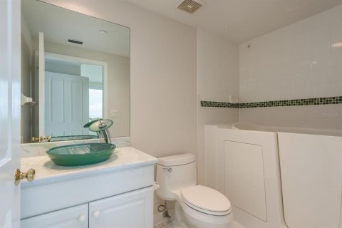 Copropriété à vendre à Clearwater, Floride: 3 chambres, 181.35 m2 № 1905929 - photo 29