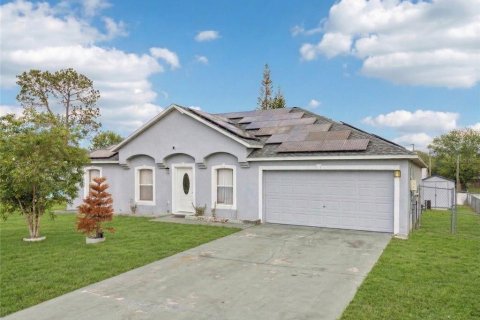 House in Poinciana, Florida 4 bedrooms, 166.02 sq.m. № 2206356