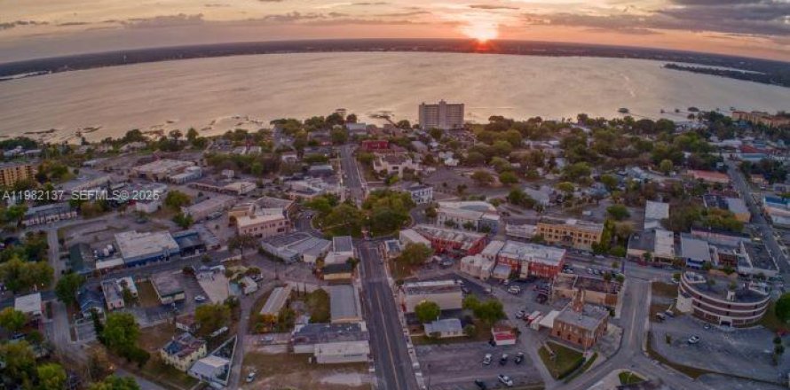 Land in Sebring, Florida № 2043065