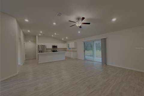 Villa ou maison à louer à Ocala, Floride: 4 chambres, 193.14 m2 № 2413988 - photo 2