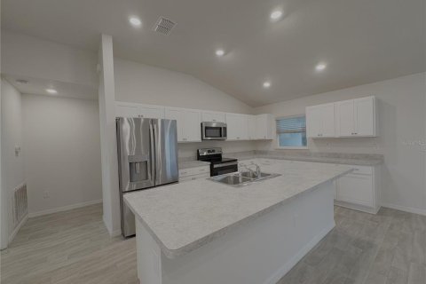 Villa ou maison à louer à Ocala, Floride: 4 chambres, 193.14 m2 № 2413988 - photo 7