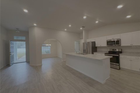 Villa ou maison à louer à Ocala, Floride: 4 chambres, 193.14 m2 № 2413988 - photo 3