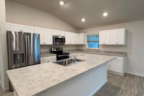 Villa ou maison à louer à Ocala, Floride: 4 chambres, 193.14 m2 № 2413988 - photo 6