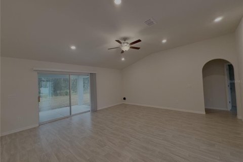 Villa ou maison à louer à Ocala, Floride: 4 chambres, 193.14 m2 № 2413988 - photo 8