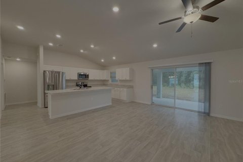 Villa ou maison à louer à Ocala, Floride: 4 chambres, 193.14 m2 № 2413988 - photo 10