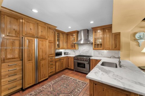 Casa en venta en Coral Gables, Florida, 4 dormitorios, 205.22 m2 № 2067063 - foto 25