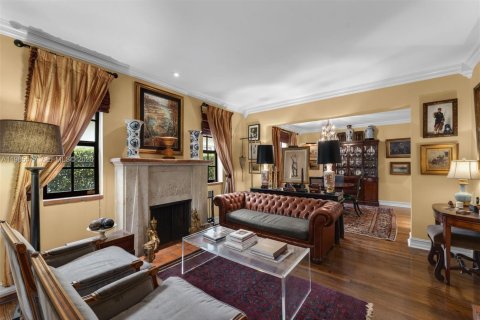 Casa en venta en Coral Gables, Florida, 4 dormitorios, 205.22 m2 № 2067063 - foto 8