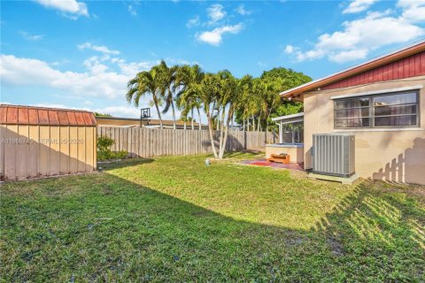 Купить виллу или дом в Майами, Флорида 3 спальни, 174.1м2, № 2030474 - фото 5