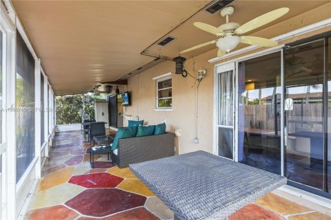 Купить виллу или дом в Майами, Флорида 3 спальни, 174.1м2, № 2030474 - фото 17