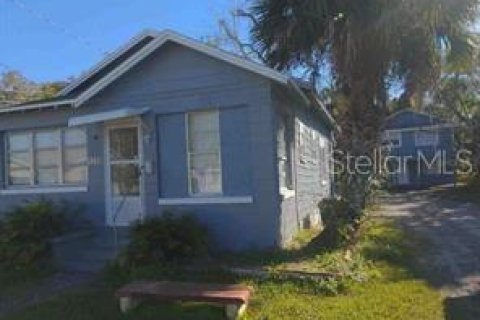 Commercial property in Sanford, Florida 6 bedrooms, 199.55 sq.m. № 2348394