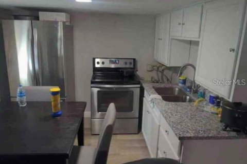 Immobilier commercial à vendre à Sanford, Floride: 6 chambres, 199.55 m2 № 2348394 - photo 11
