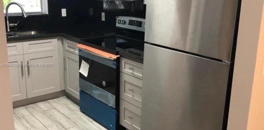 Condo à Hallandale Beach, Floride, 1 chambre № 1930640