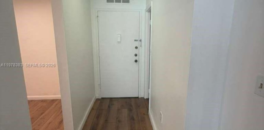 Condo in Aventura, Florida, 1 bedroom  № 2042163