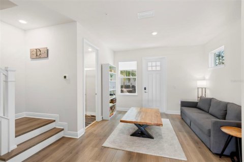 Touwnhouse à vendre à Tampa, Floride: 3 chambres, 179.86 m2 № 2415319 - photo 27