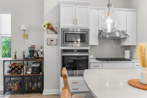 Touwnhouse à vendre à Tampa, Floride: 3 chambres, 179.86 m2 № 2415319 - photo 5