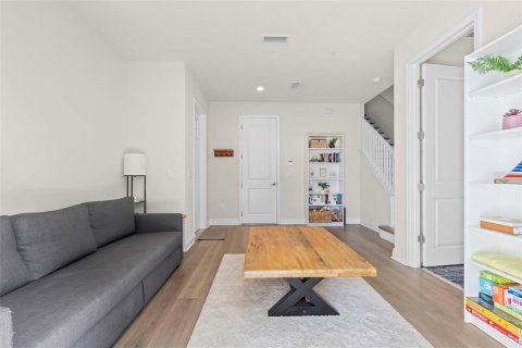 Touwnhouse à vendre à Tampa, Floride: 3 chambres, 179.86 m2 № 2415319 - photo 26