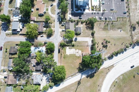 Commercial property in Tampa, Florida 93.27 sq.m. № 1625801 - photo 9