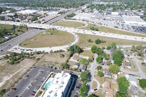 Commercial property in Tampa, Florida 93.27 sq.m. № 1625801 - photo 11
