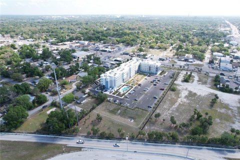 Commercial property in Tampa, Florida 93.27 sq.m. № 1625801 - photo 28