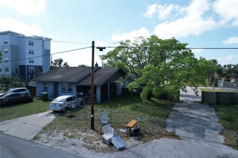 Commercial property in Tampa, Florida 93.27 sq.m. № 1625801 - photo 24